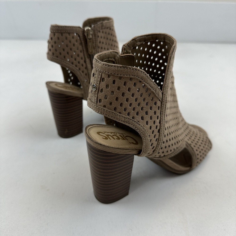 Circus by Sam Edelman Emerson Peep Toe Bootie Brown Block Heel Perforated 6.5M - Picture 5 of 9